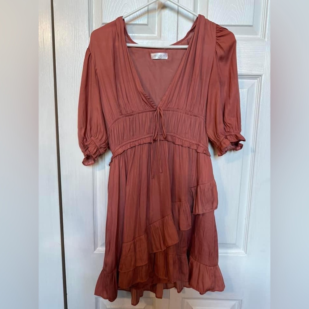 Vestique dress
